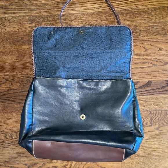Black & brown Capezio work/school/laptop bag with detachable straps - Picture 9 of 11